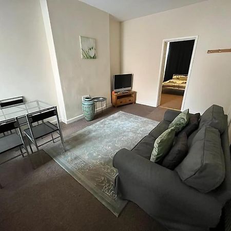 Flat 1, 67 Colwick Road Ng2 4Al Appartamento Nottingham Esterno foto